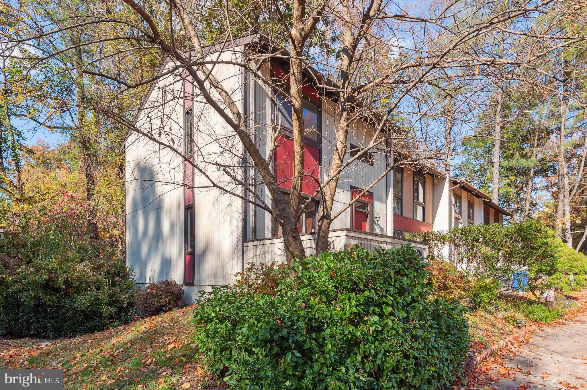 RESTON - Residential Lease