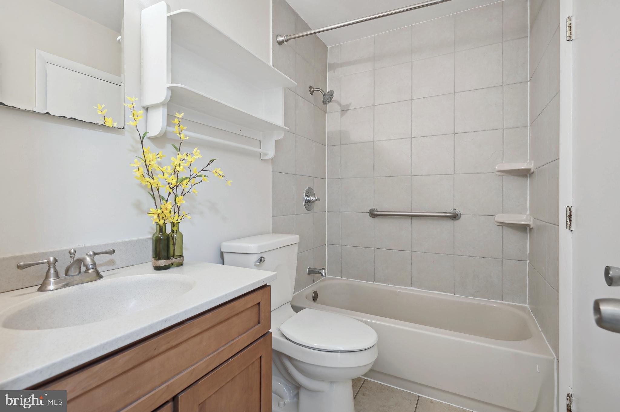 RESTON - Residential Lease