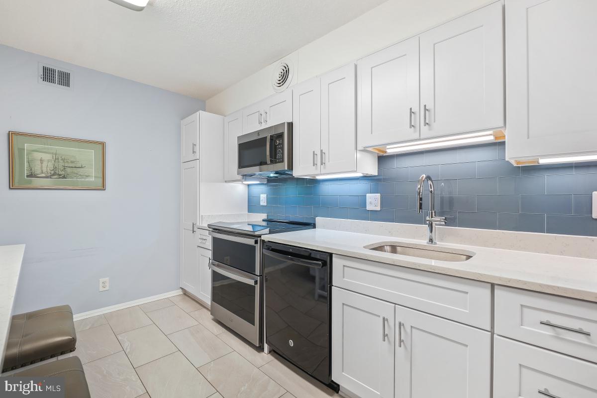 MONTEBELLO - Residential