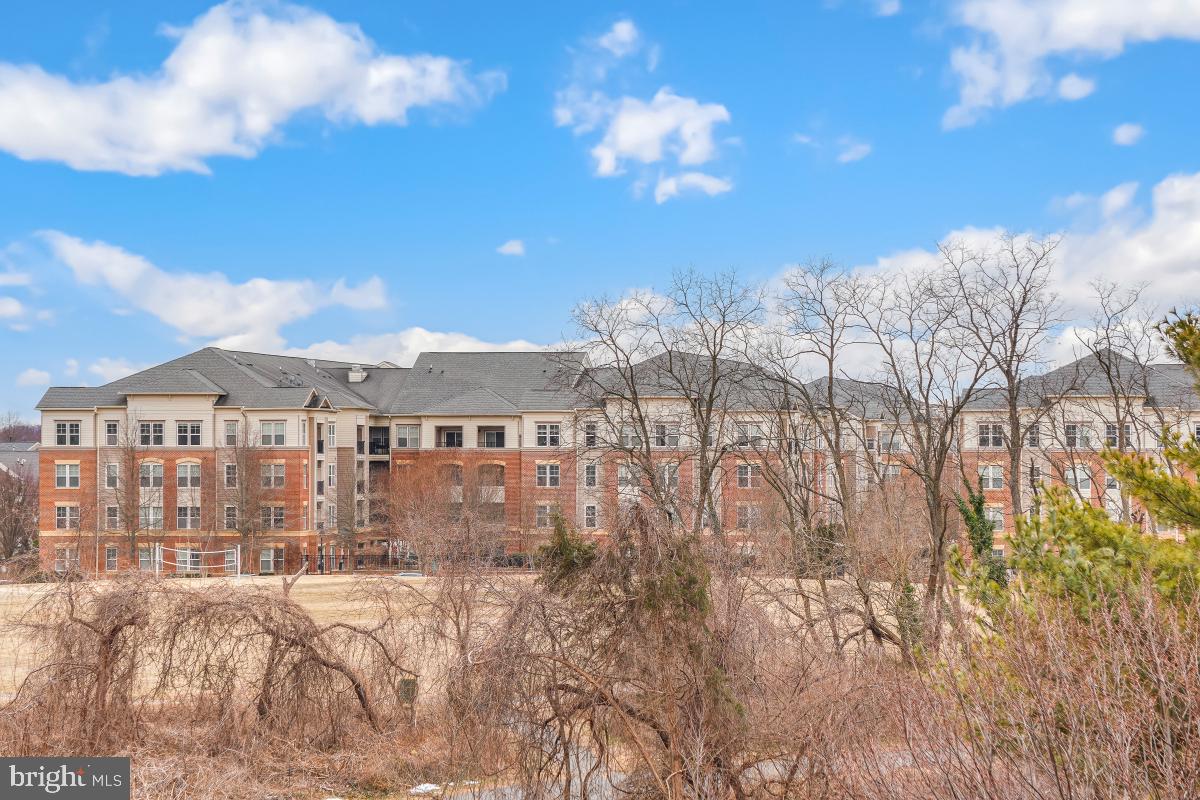 MONTEBELLO - Residential