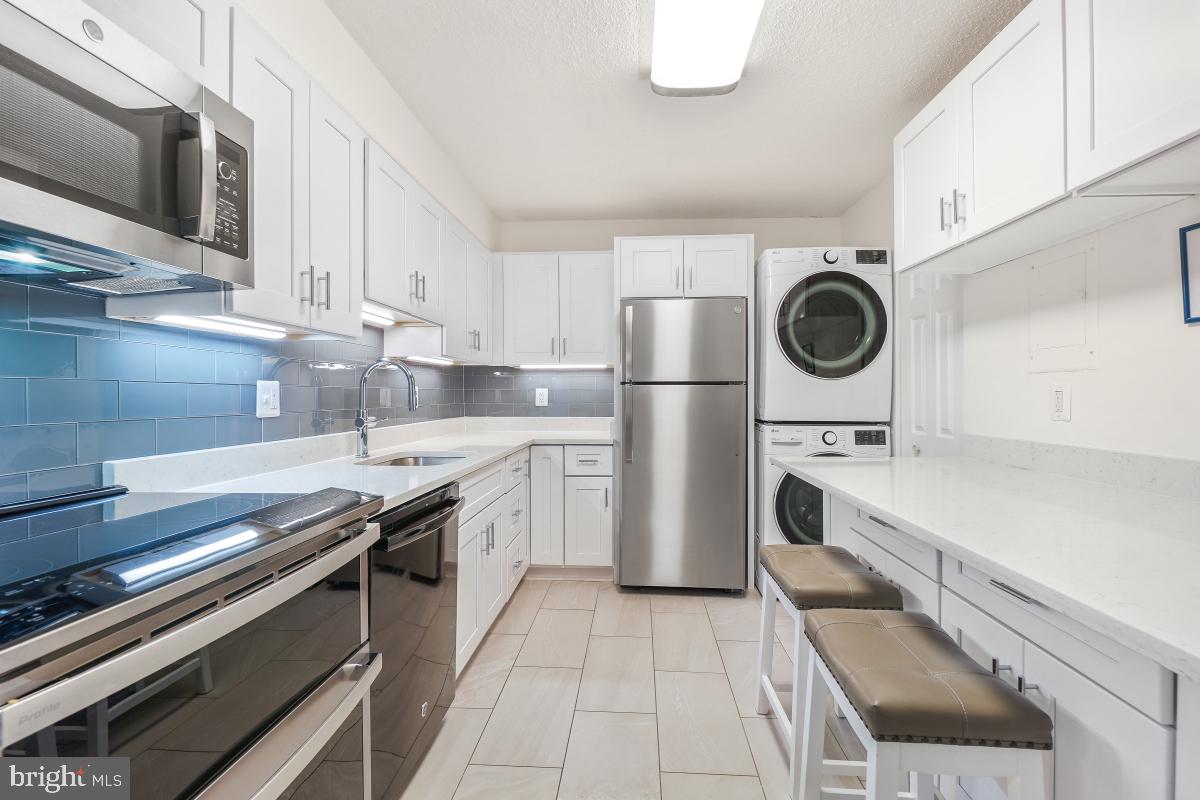 MONTEBELLO - Residential