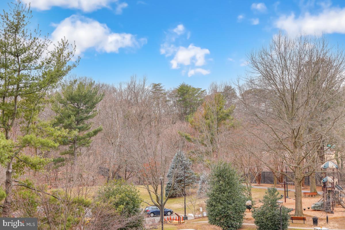 MONTEBELLO - Residential