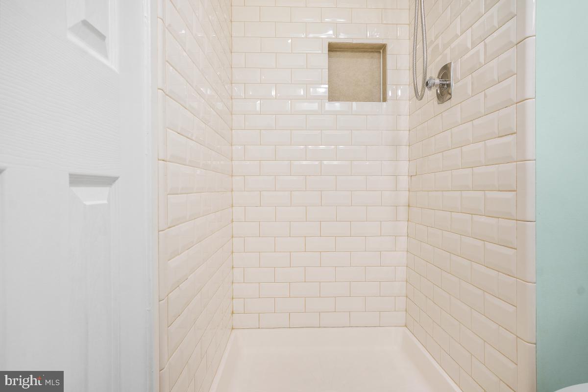 MONTEBELLO - Residential