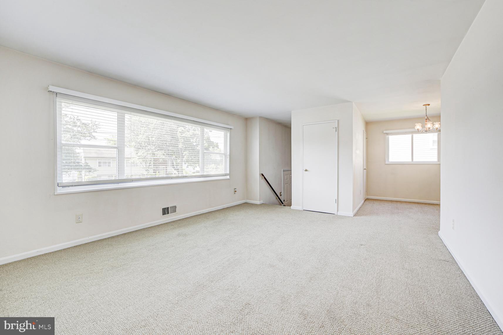 5122 NIAGARA PLACE