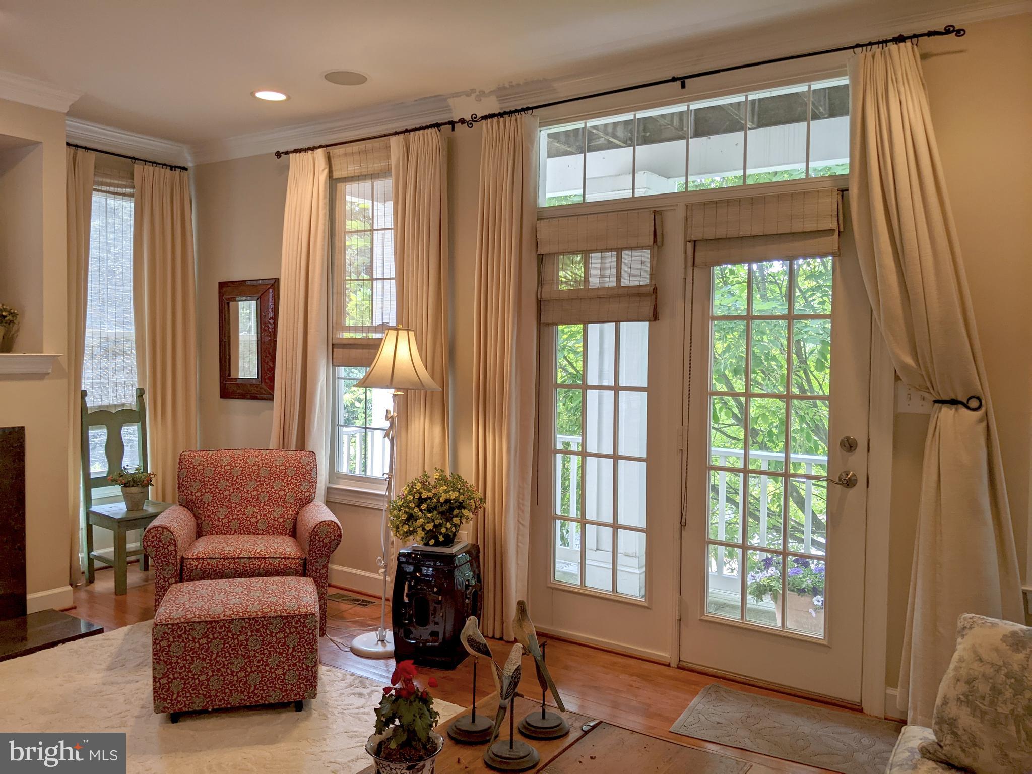 KENTLANDS MIDTOWN - Residential