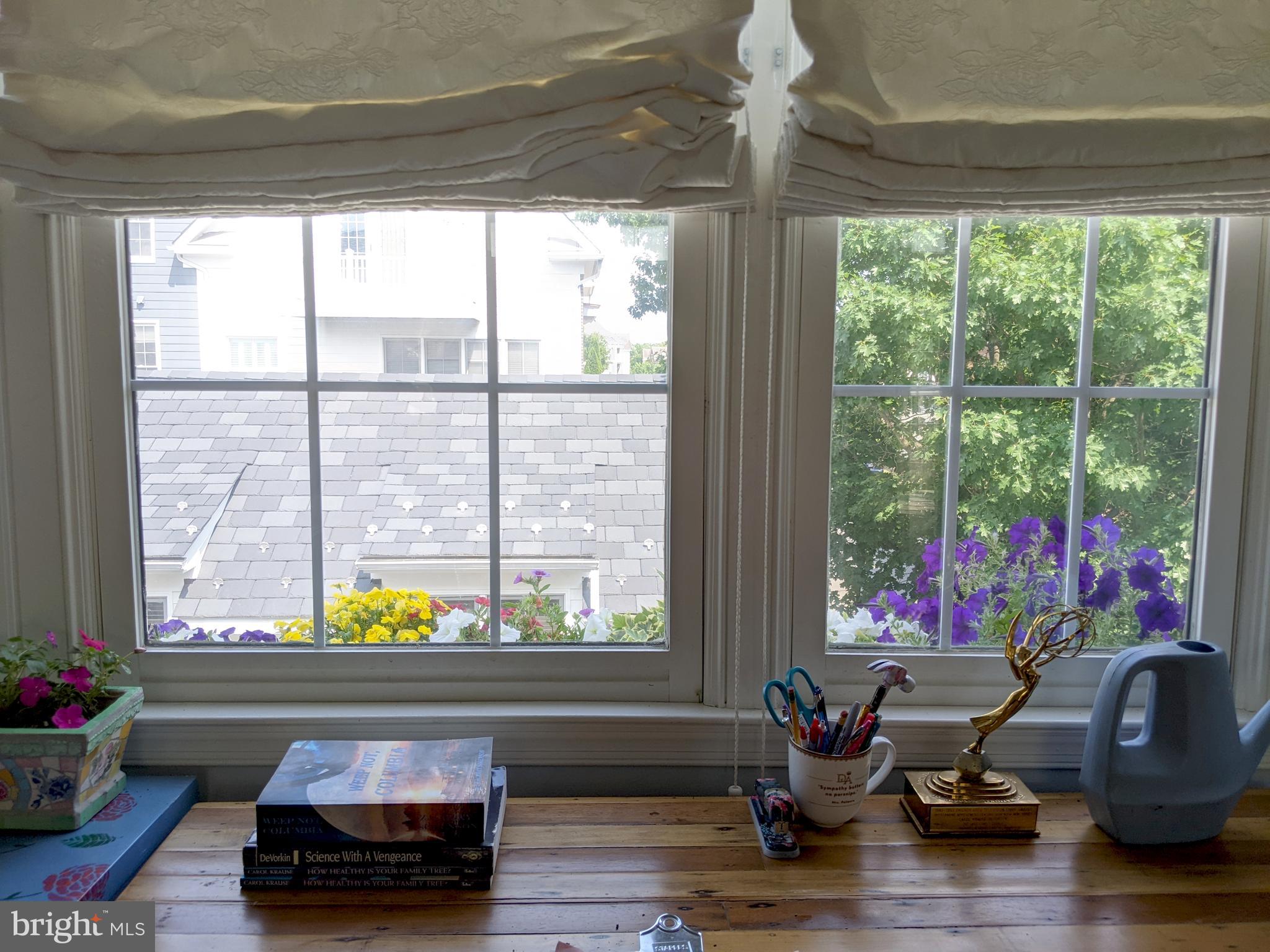 KENTLANDS MIDTOWN - Residential