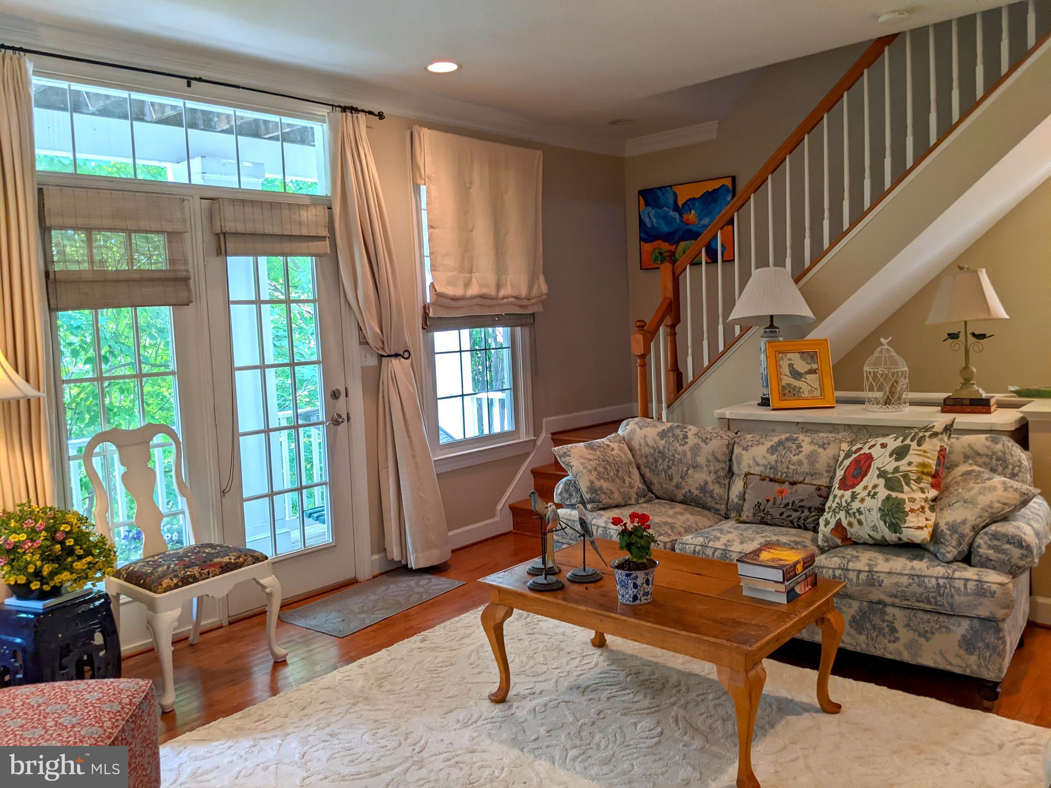 KENTLANDS MIDTOWN - Residential