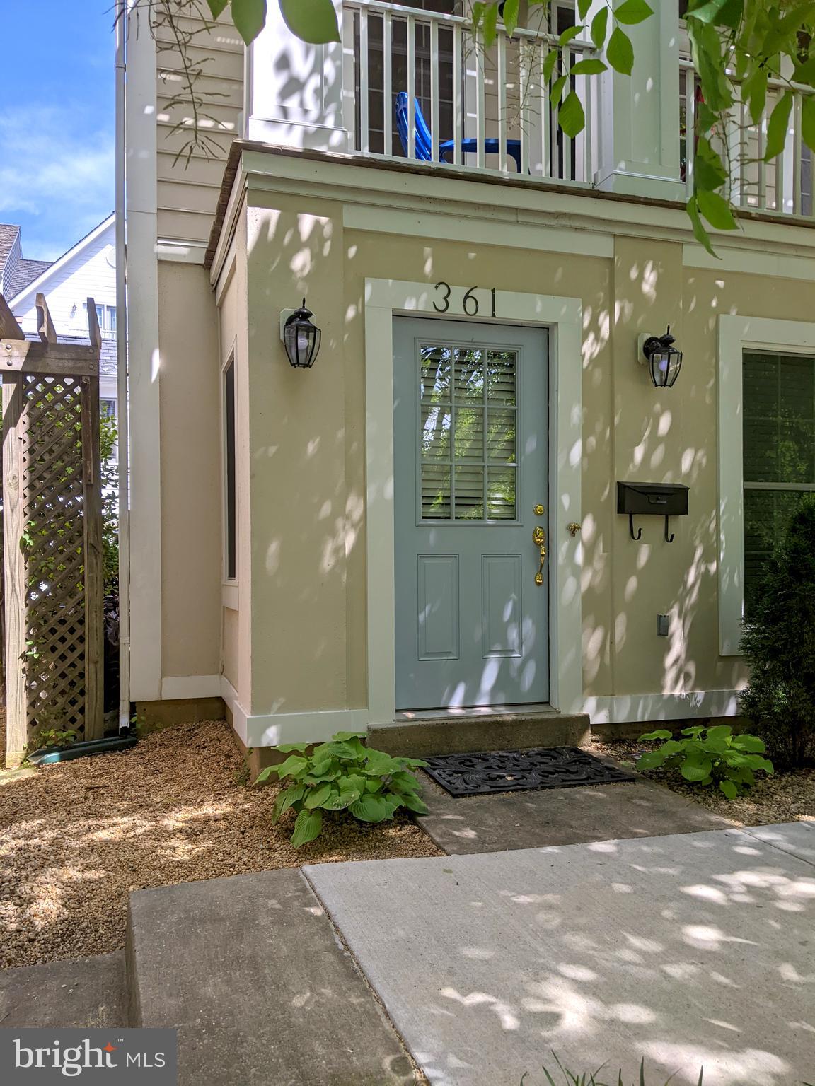 KENTLANDS MIDTOWN - Residential