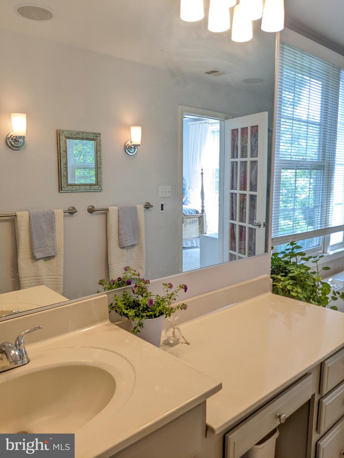 KENTLANDS MIDTOWN - Residential