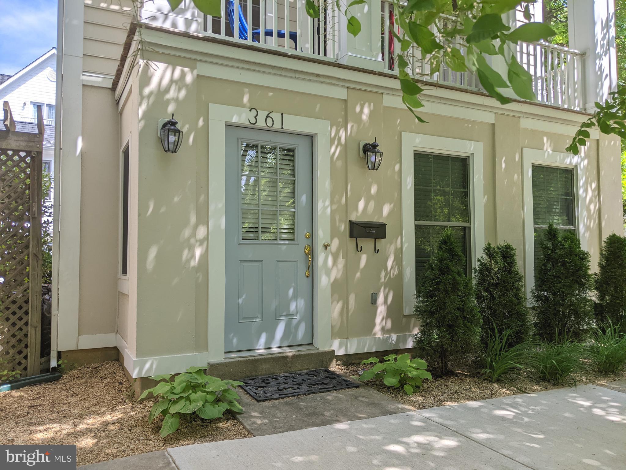 KENTLANDS MIDTOWN - Residential