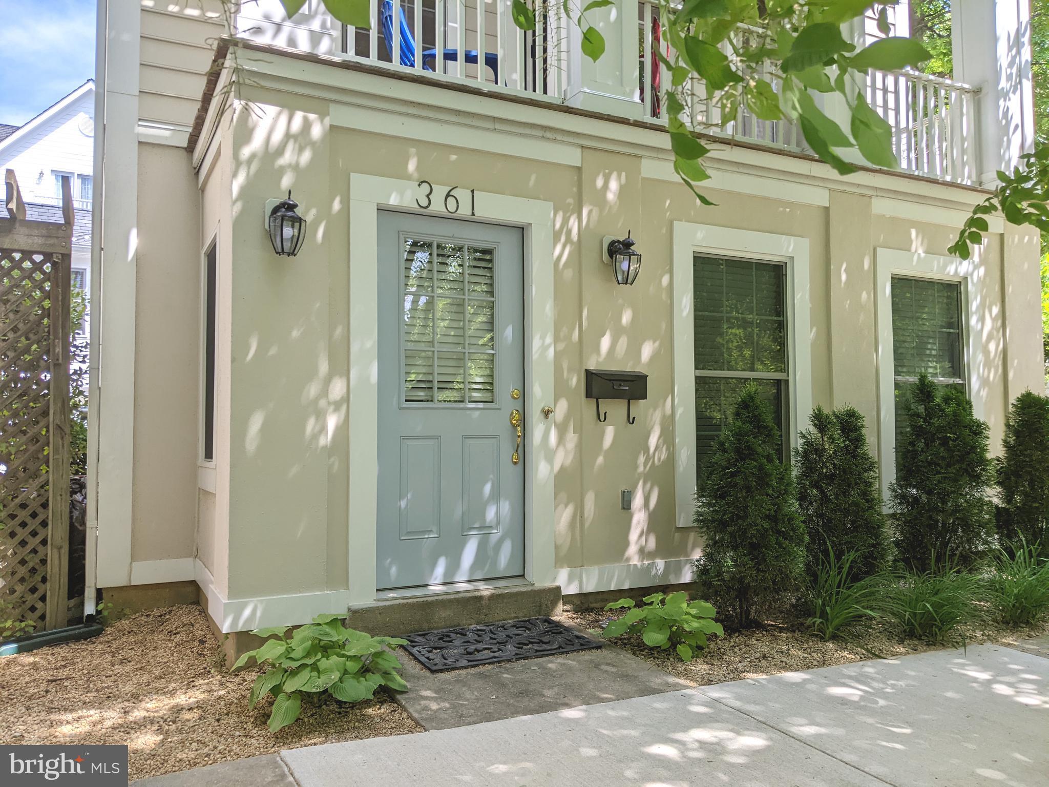 KENTLANDS MIDTOWN - Residential