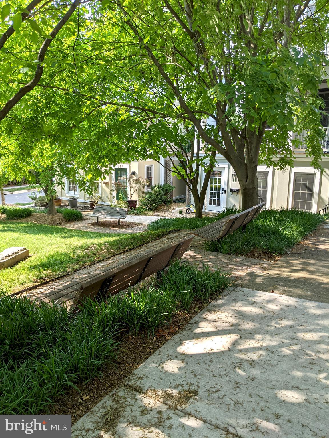 KENTLANDS MIDTOWN - Residential