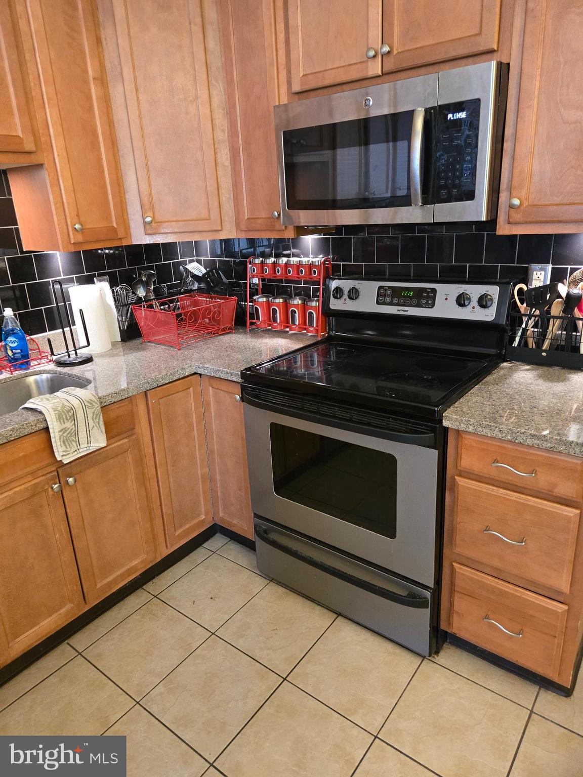 JEFFERSON CHASE - Residential