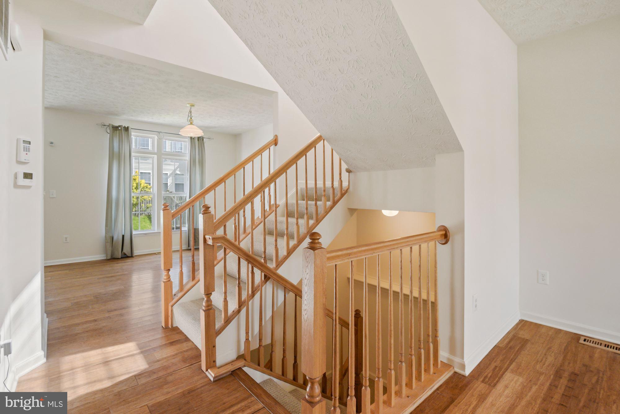 RUSSETT - Residential