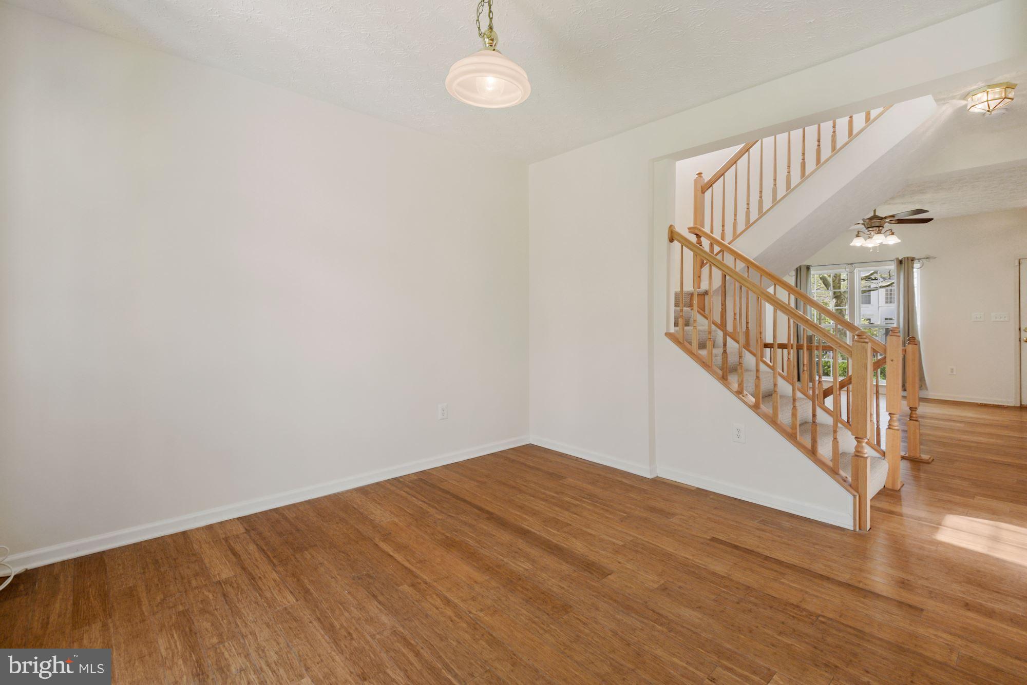 RUSSETT - Residential