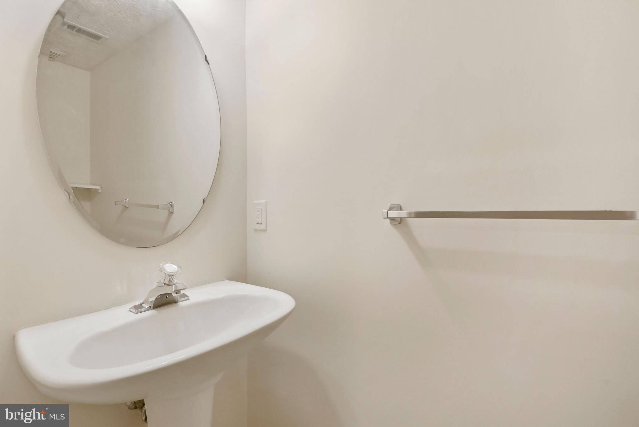 RUSSETT - Residential