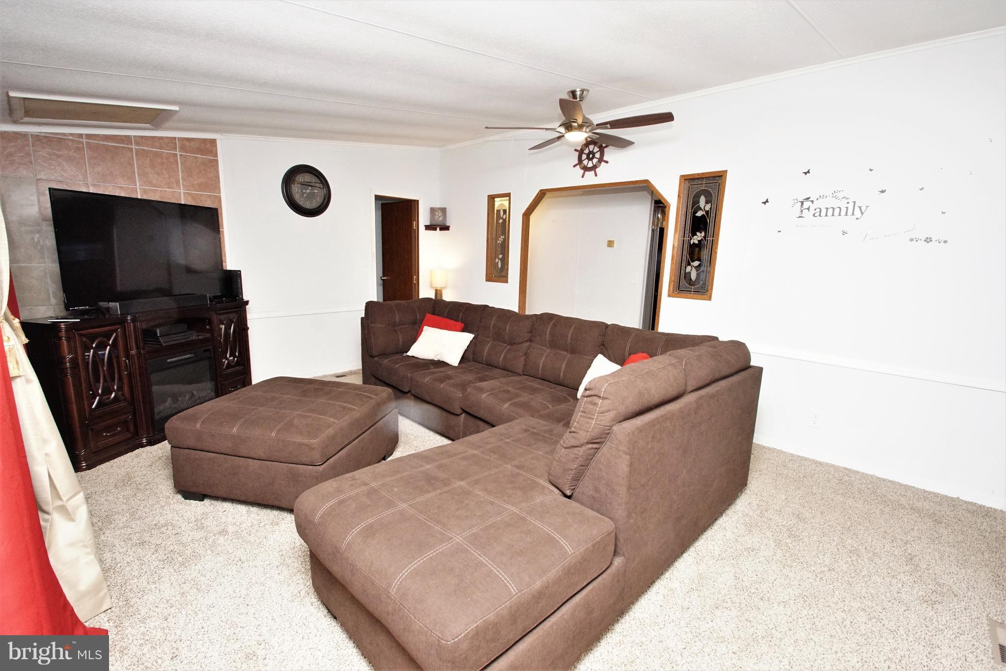 BUSH RIVER MANOR - Residential