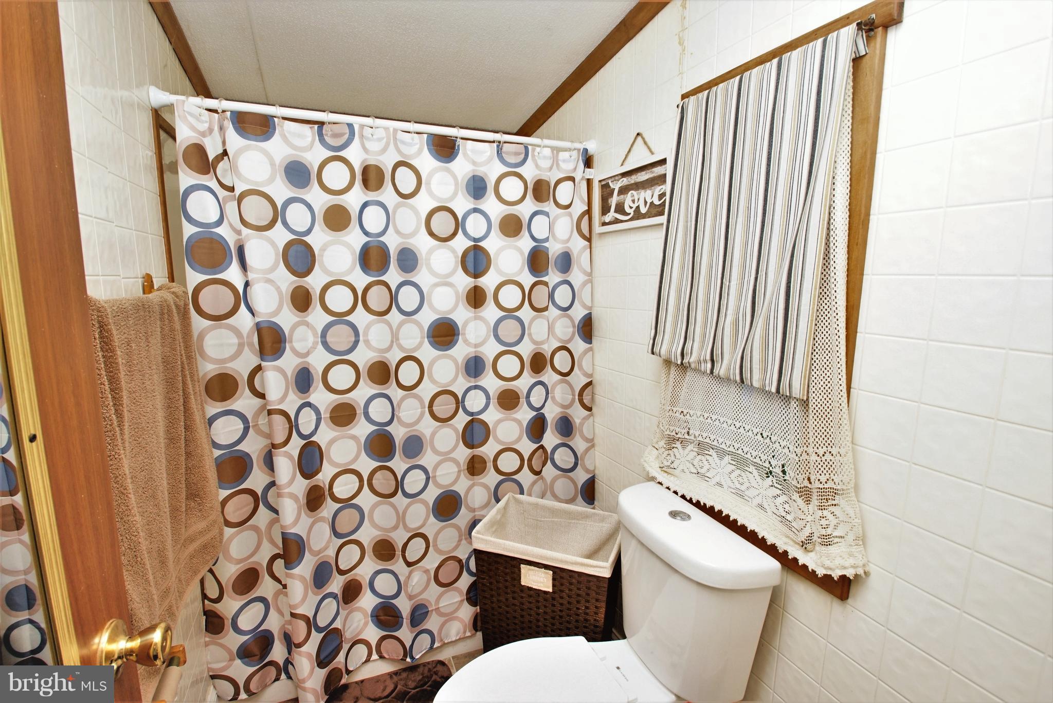 BUSH RIVER MANOR - Residential