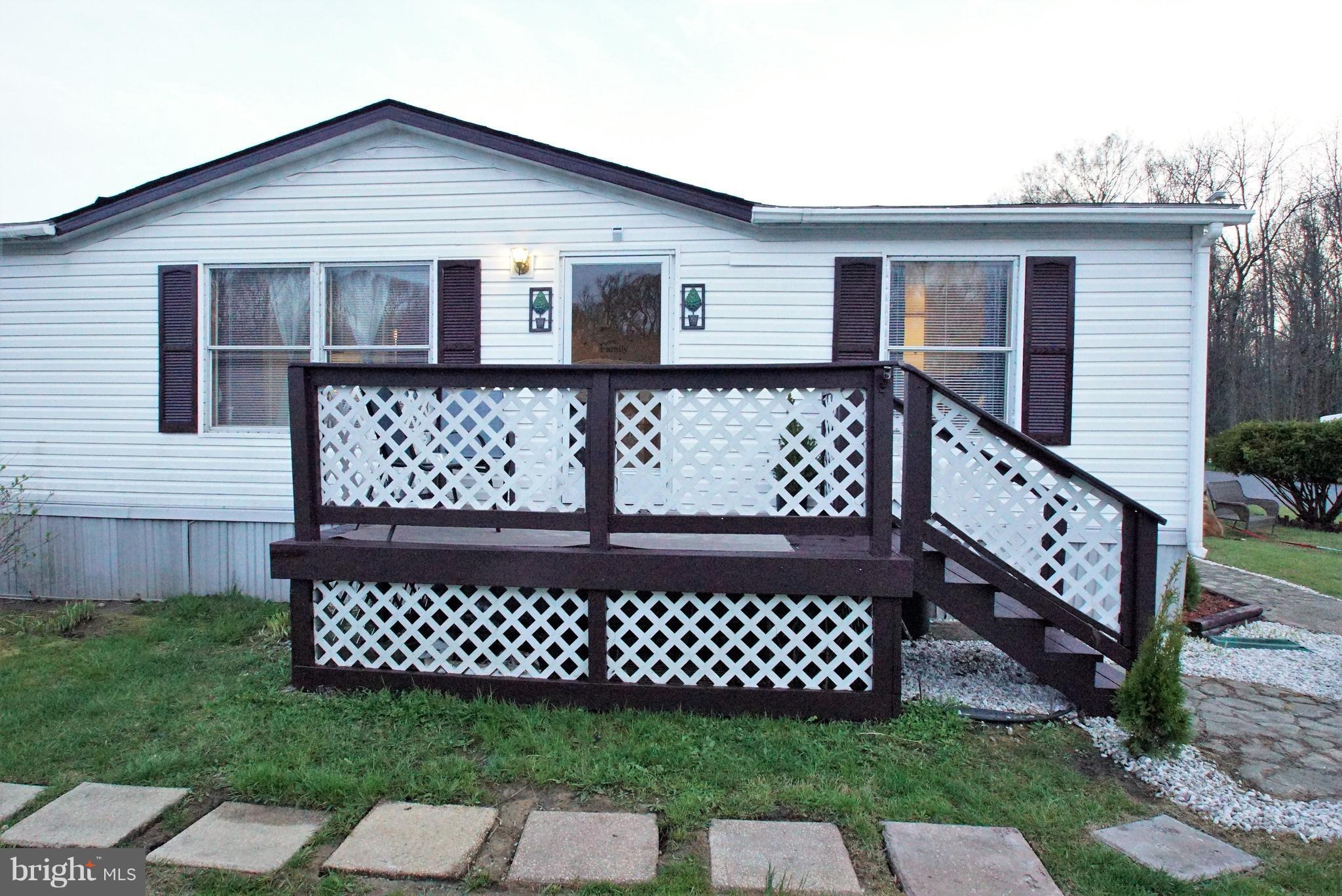 BUSH RIVER MANOR - Residential