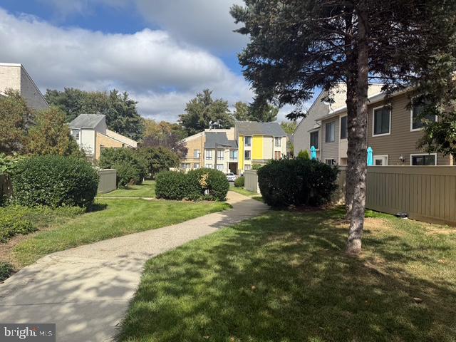 CLUBSIDE - Residential