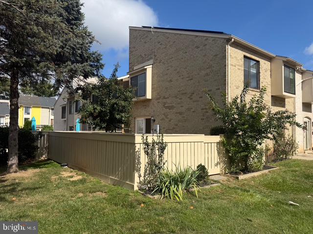 CLUBSIDE - Residential