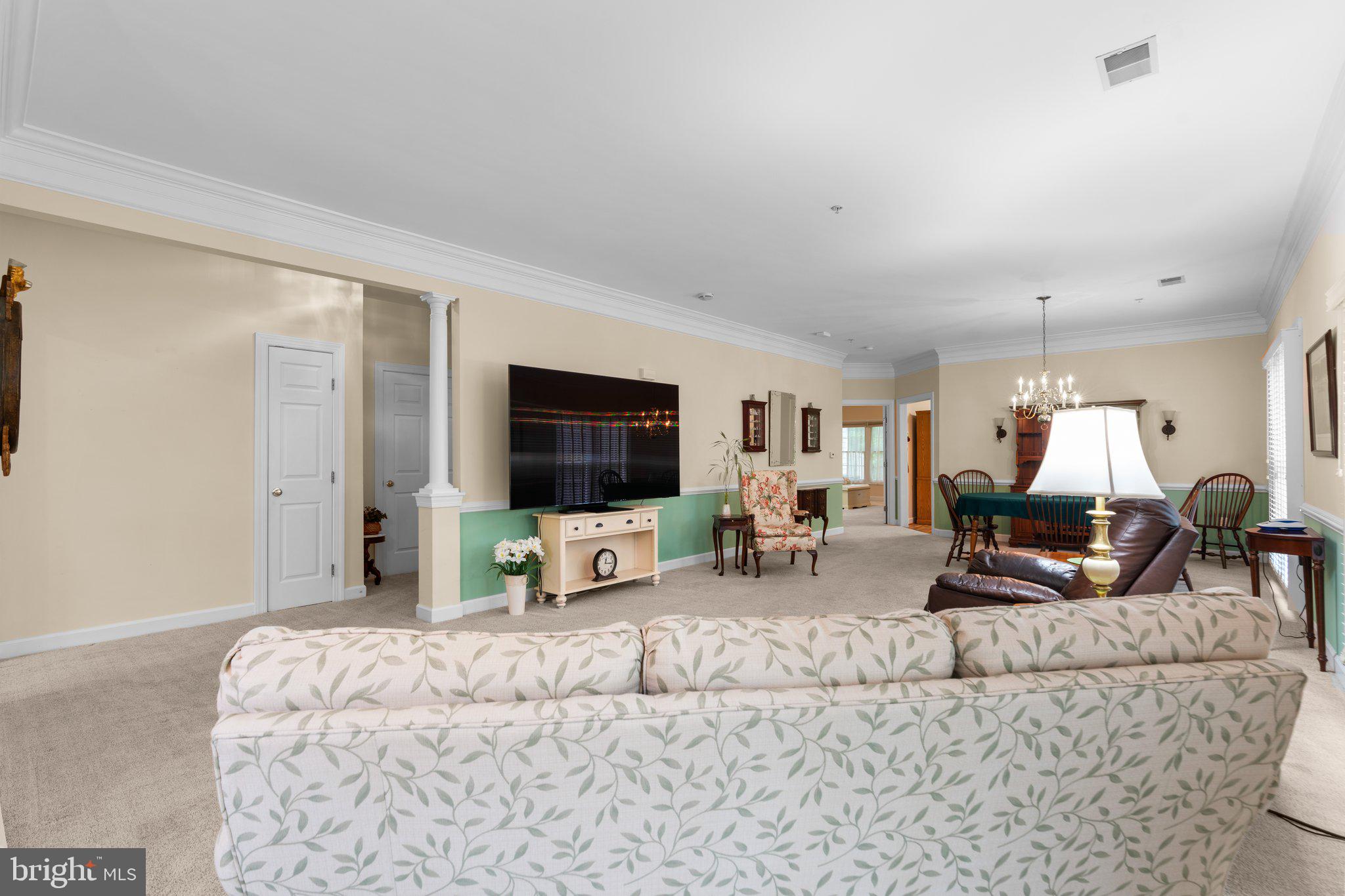 SOUTH RIVER COLONY - Residential