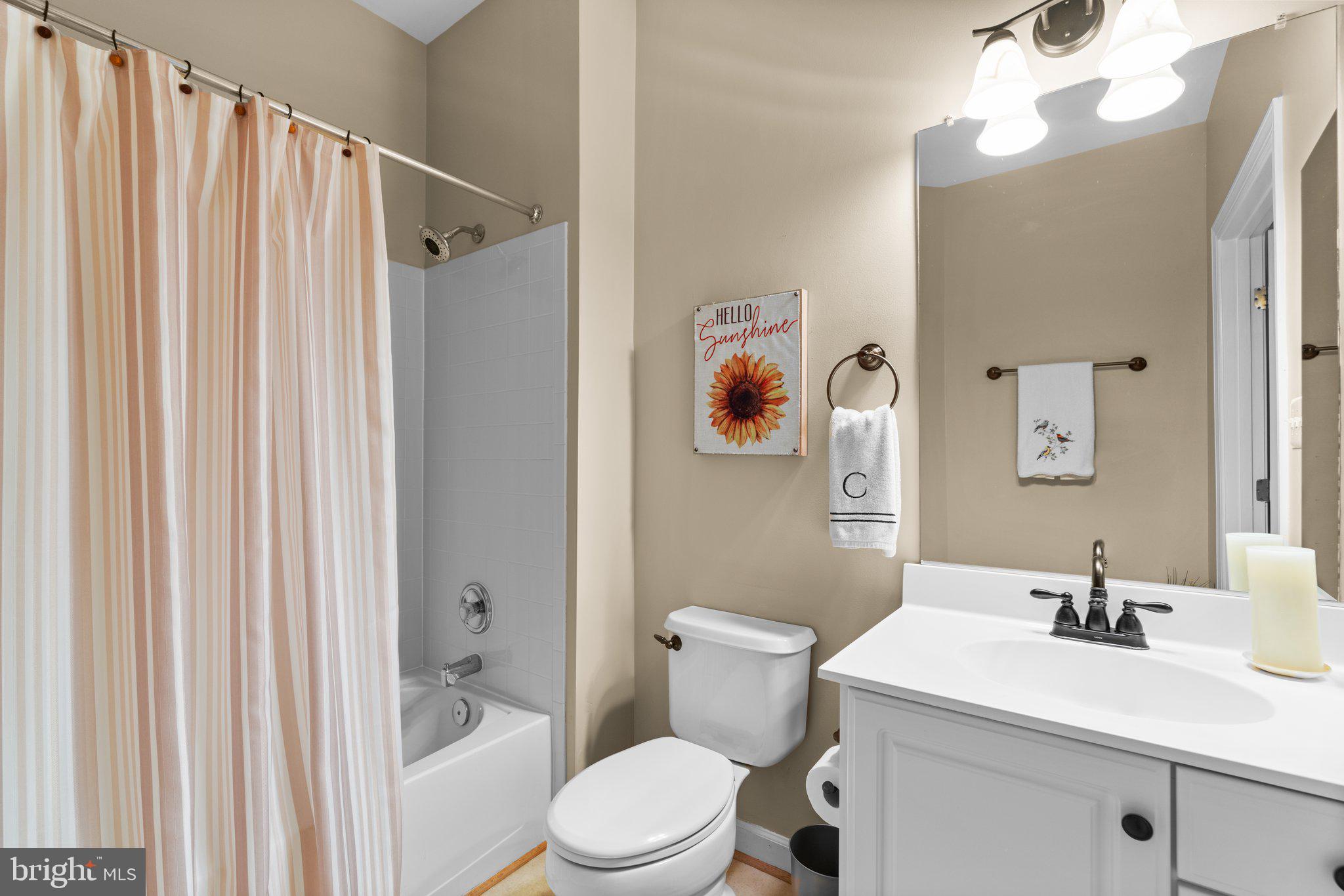 SOUTH RIVER COLONY - Residential