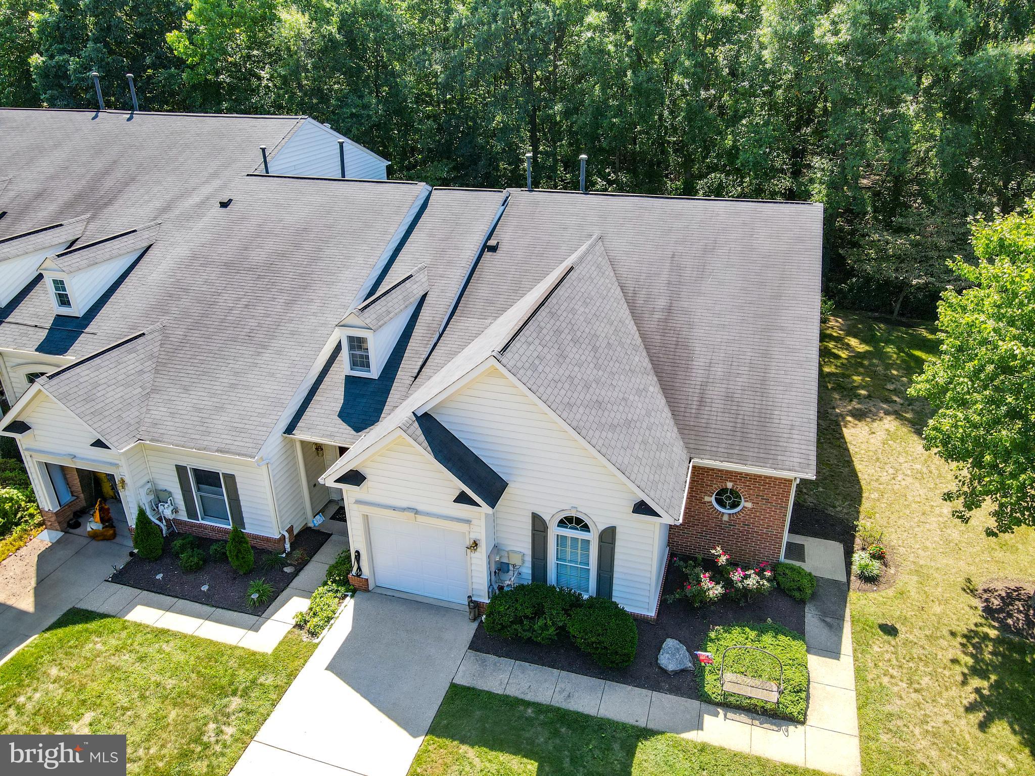 SOUTH RIVER COLONY - Residential