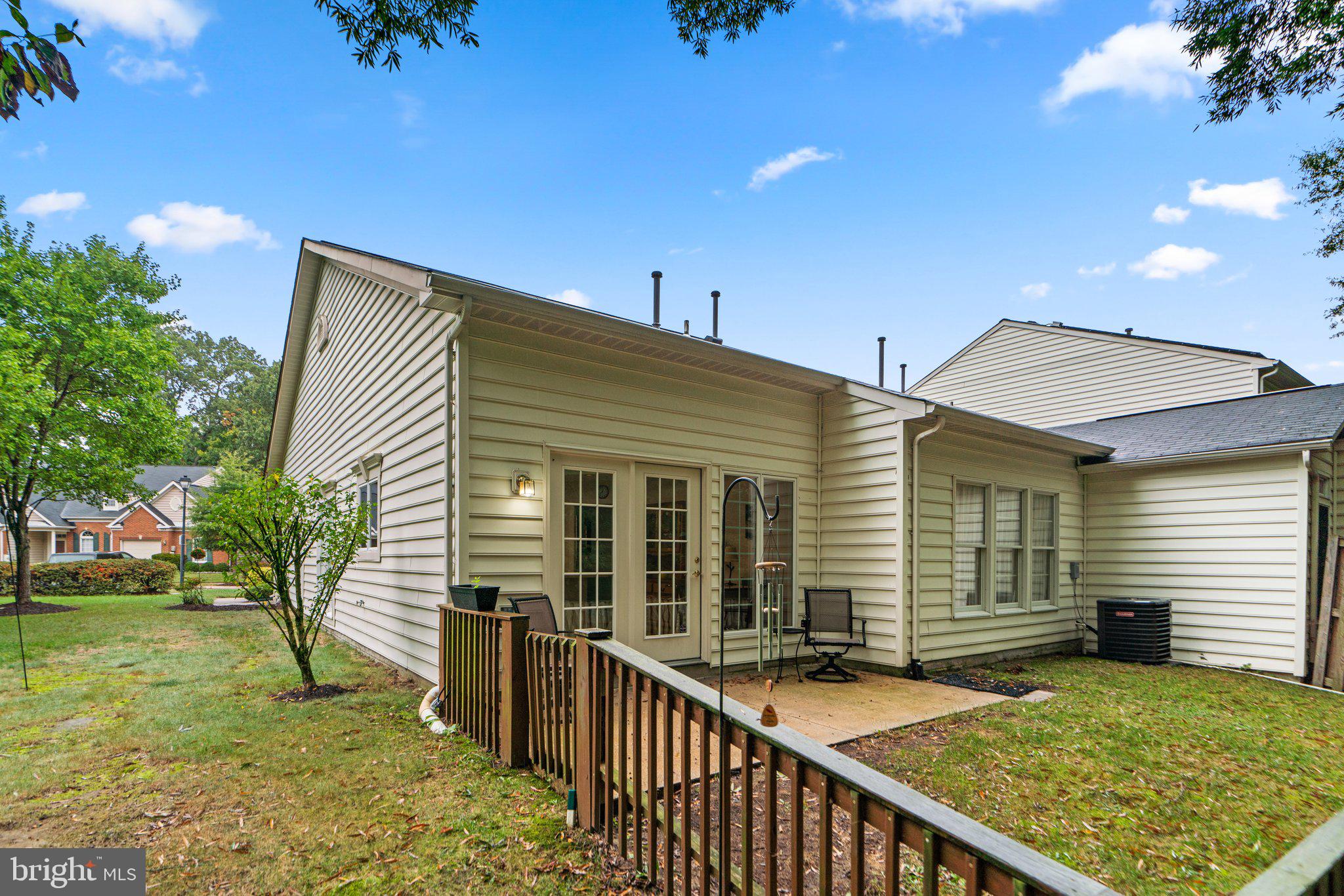 SOUTH RIVER COLONY - Residential