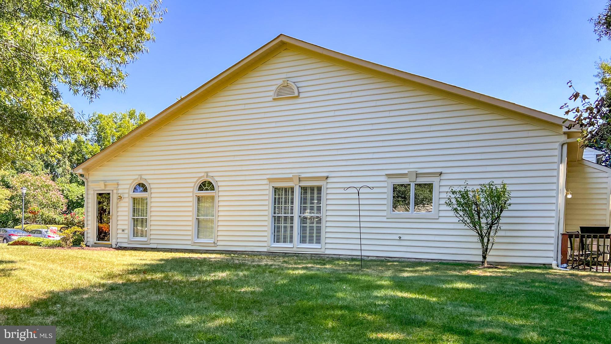 SOUTH RIVER COLONY - Residential