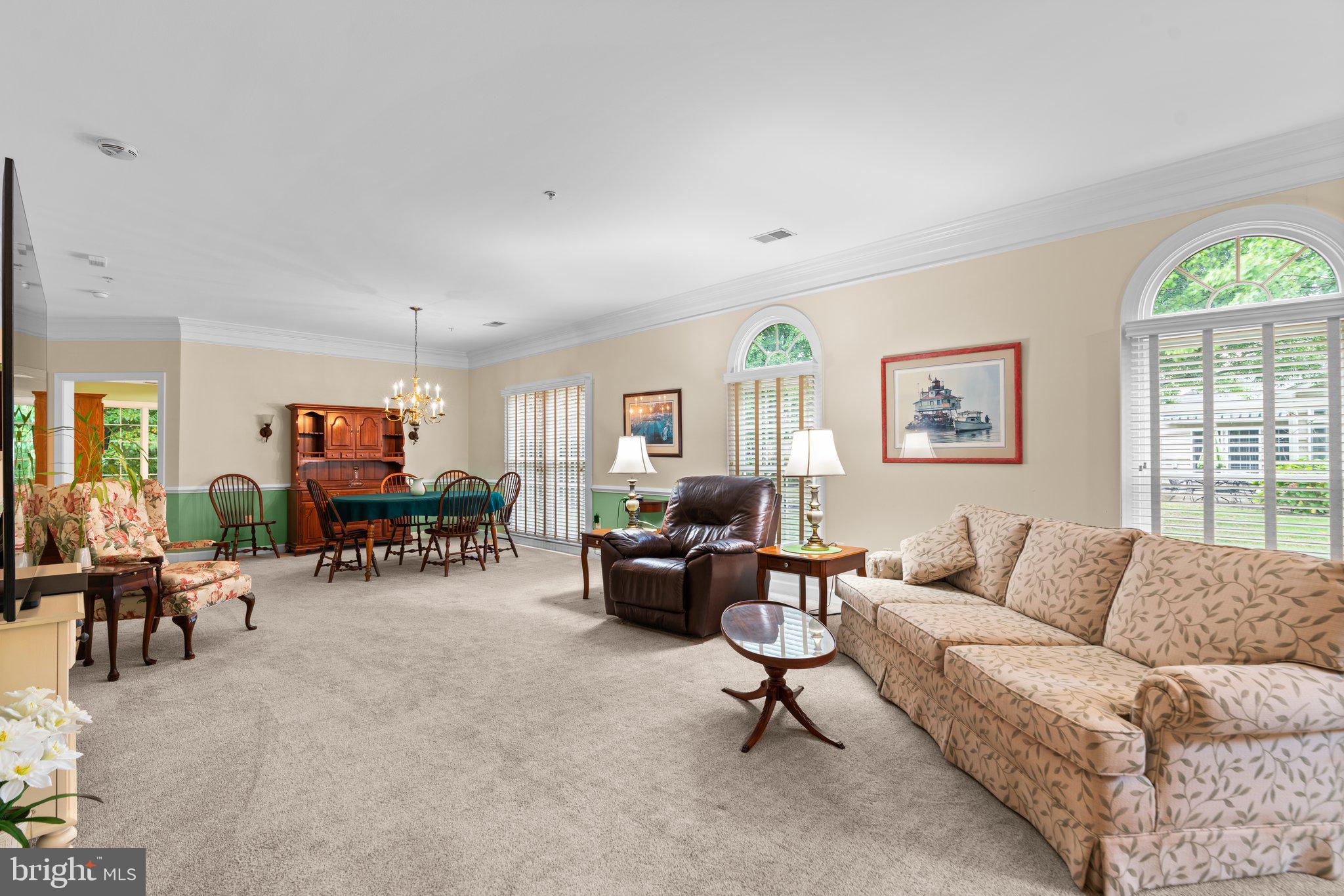 SOUTH RIVER COLONY - Residential