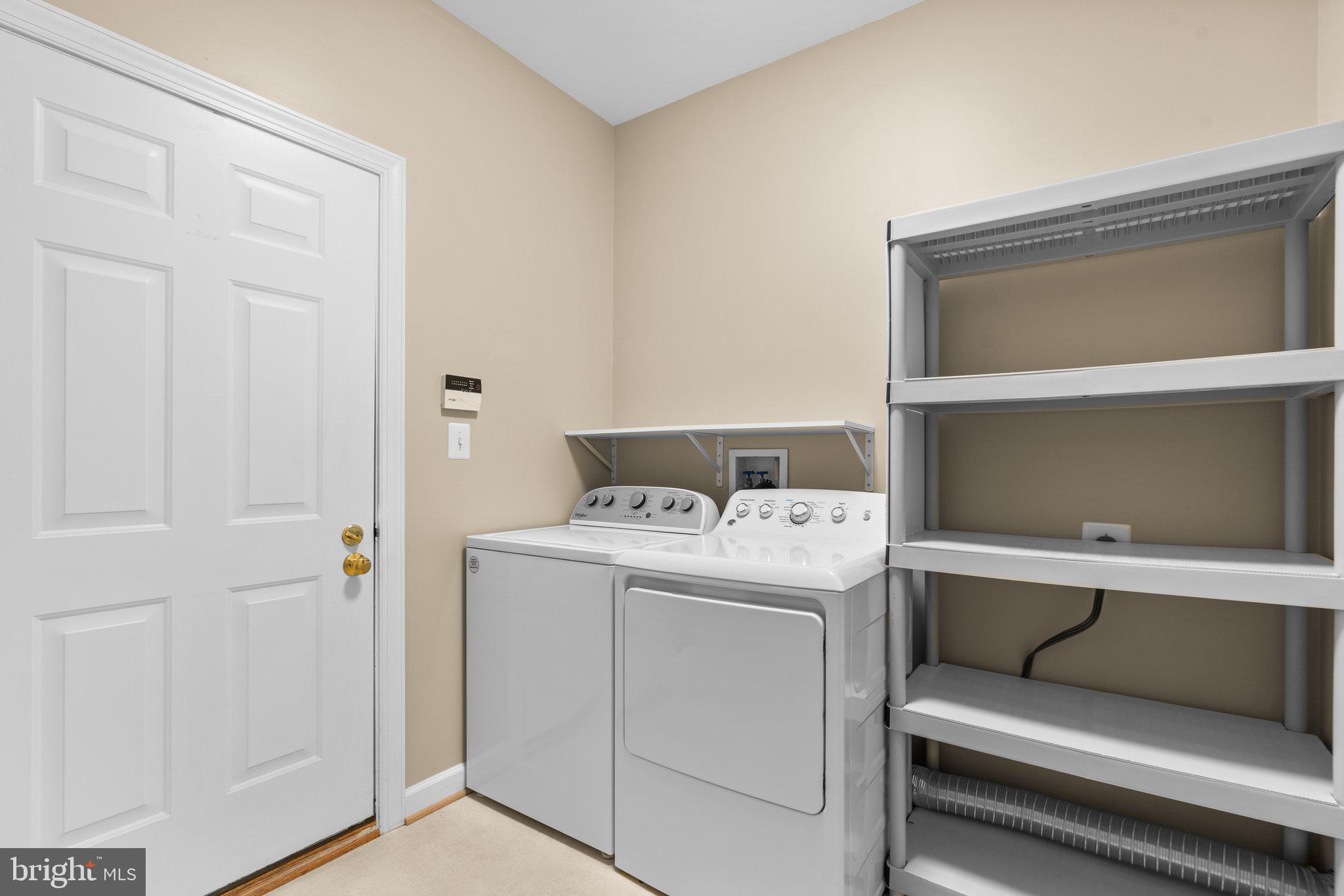 SOUTH RIVER COLONY - Residential