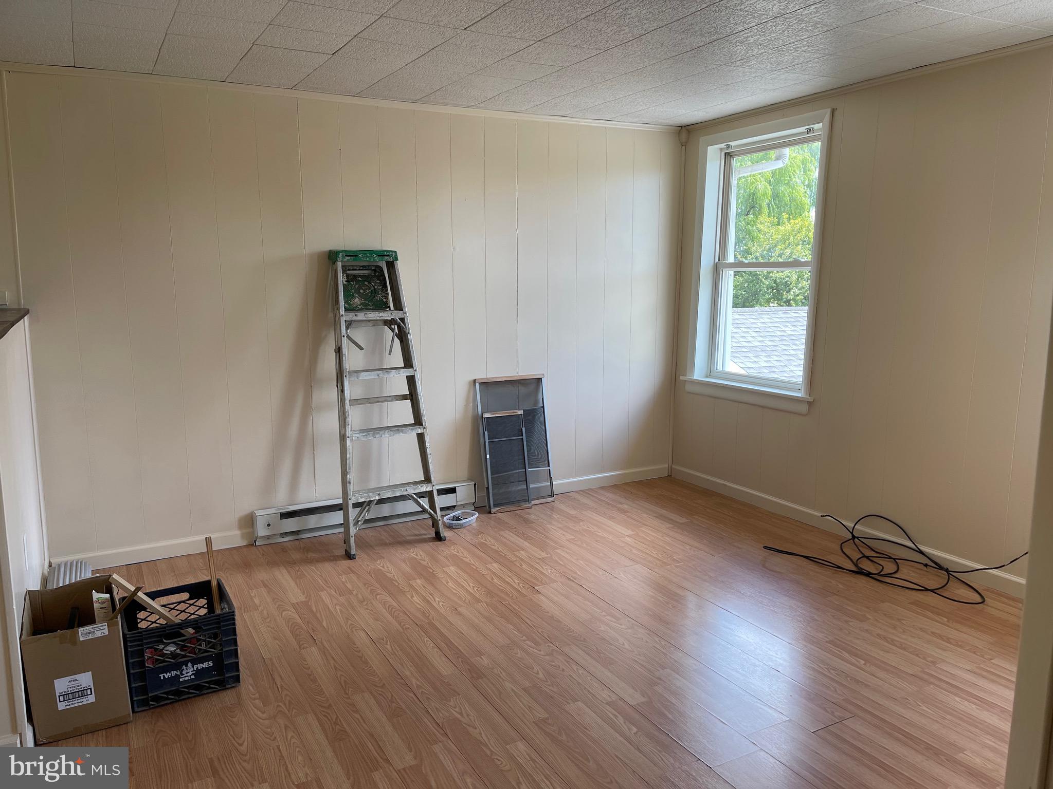 421 STRASBURG PIKE B