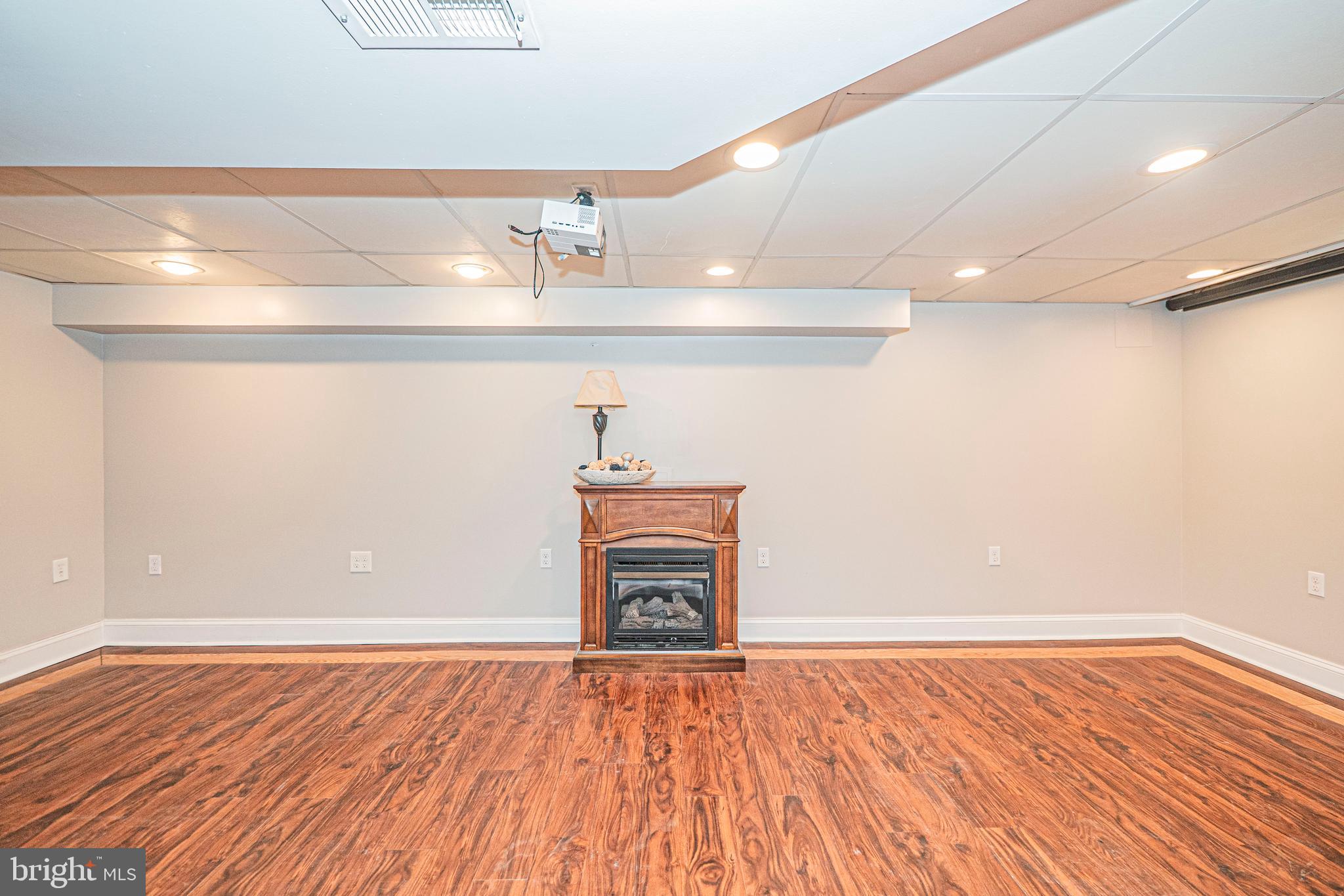 LINTHICUM HEIGHTS - Residential