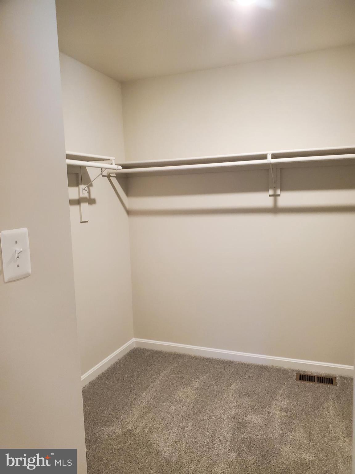 DILLON FARM - Residential Lease