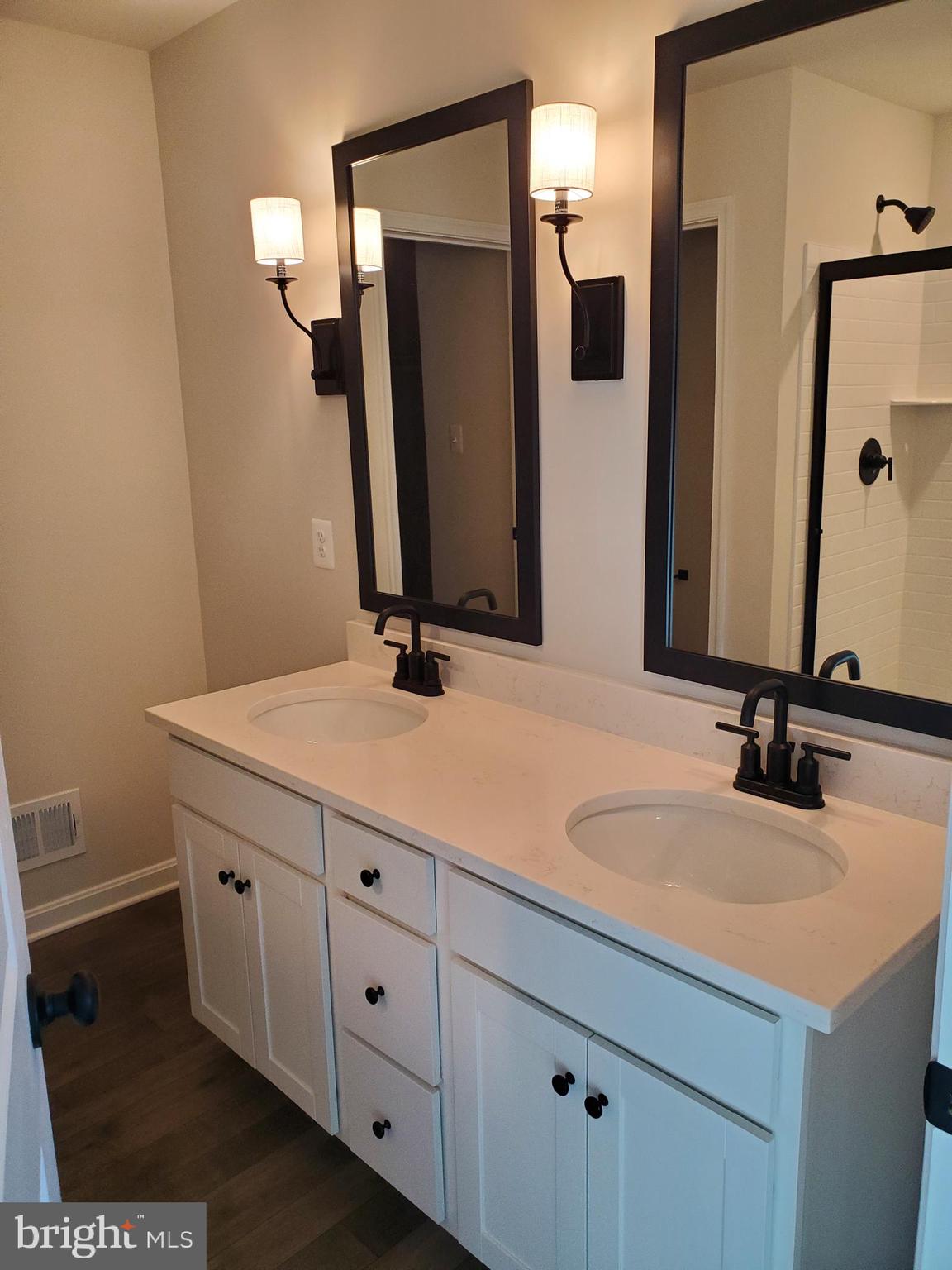 DILLON FARM - Residential Lease