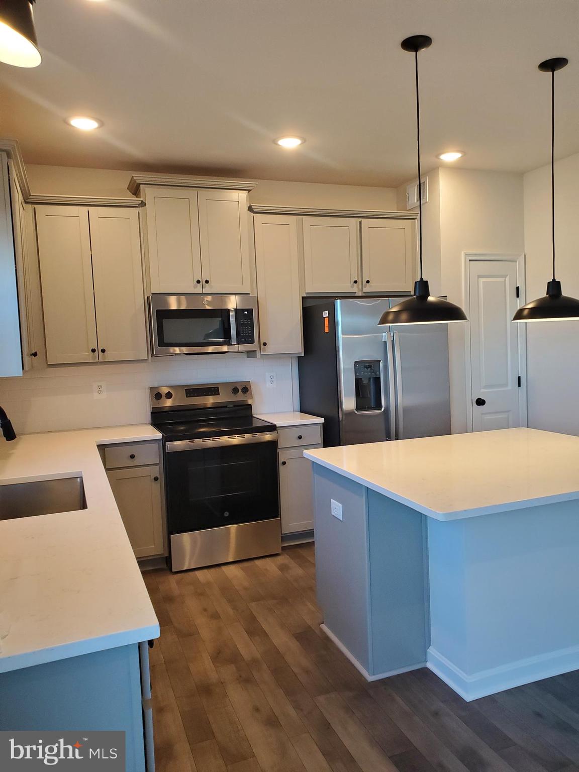 DILLON FARM - Residential Lease