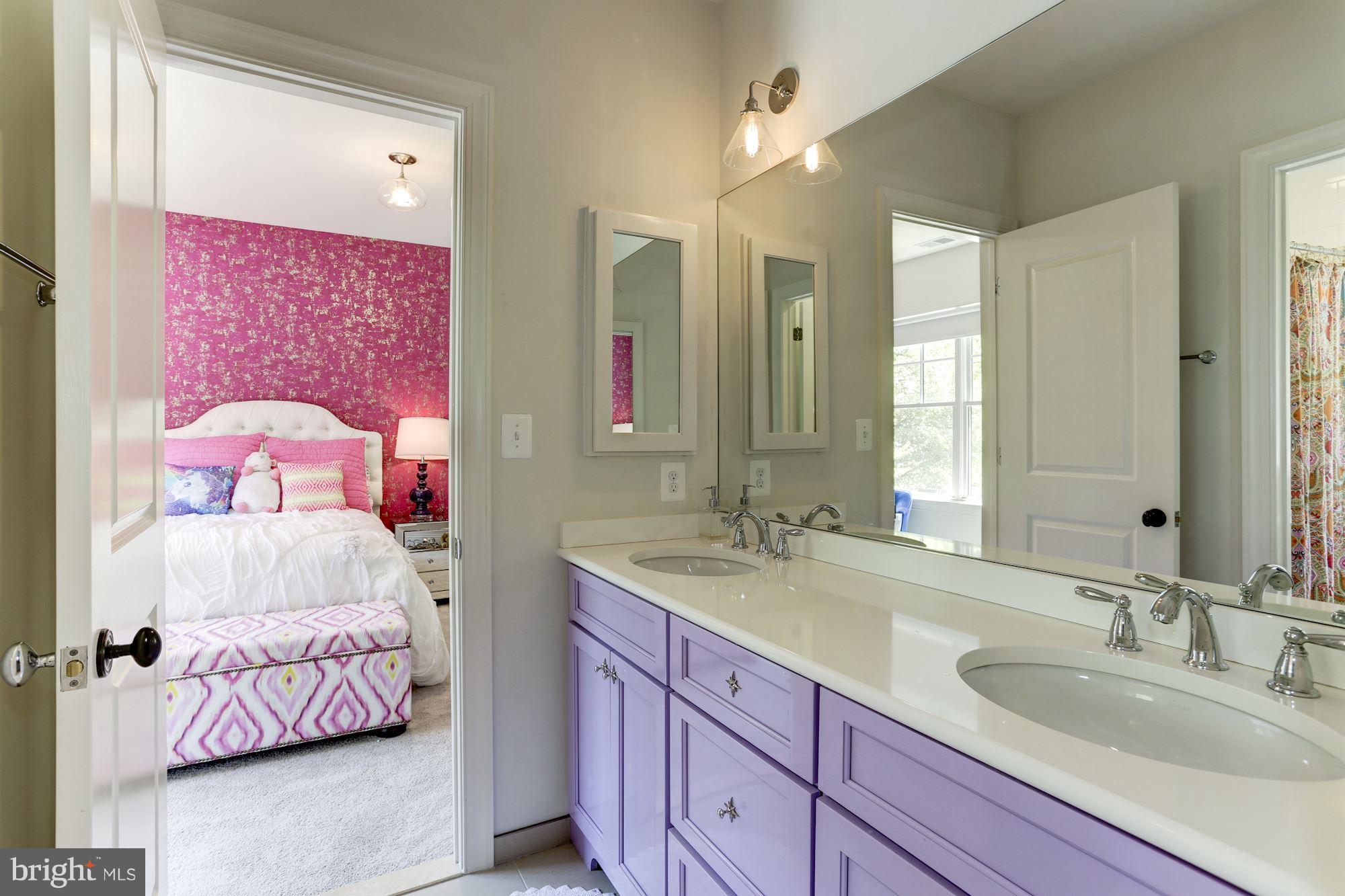 RIDGEWOOD VILLAGE - Residential