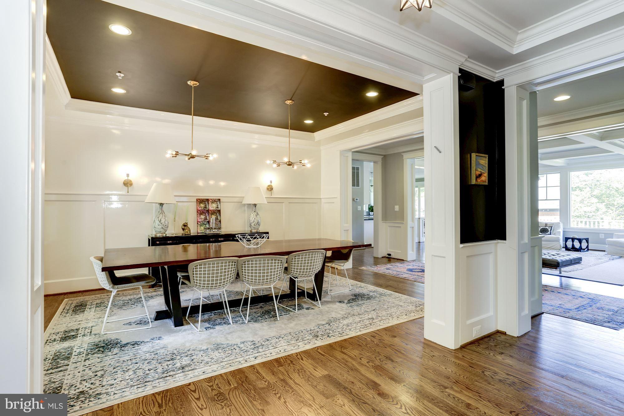 RIDGEWOOD VILLAGE - Residential