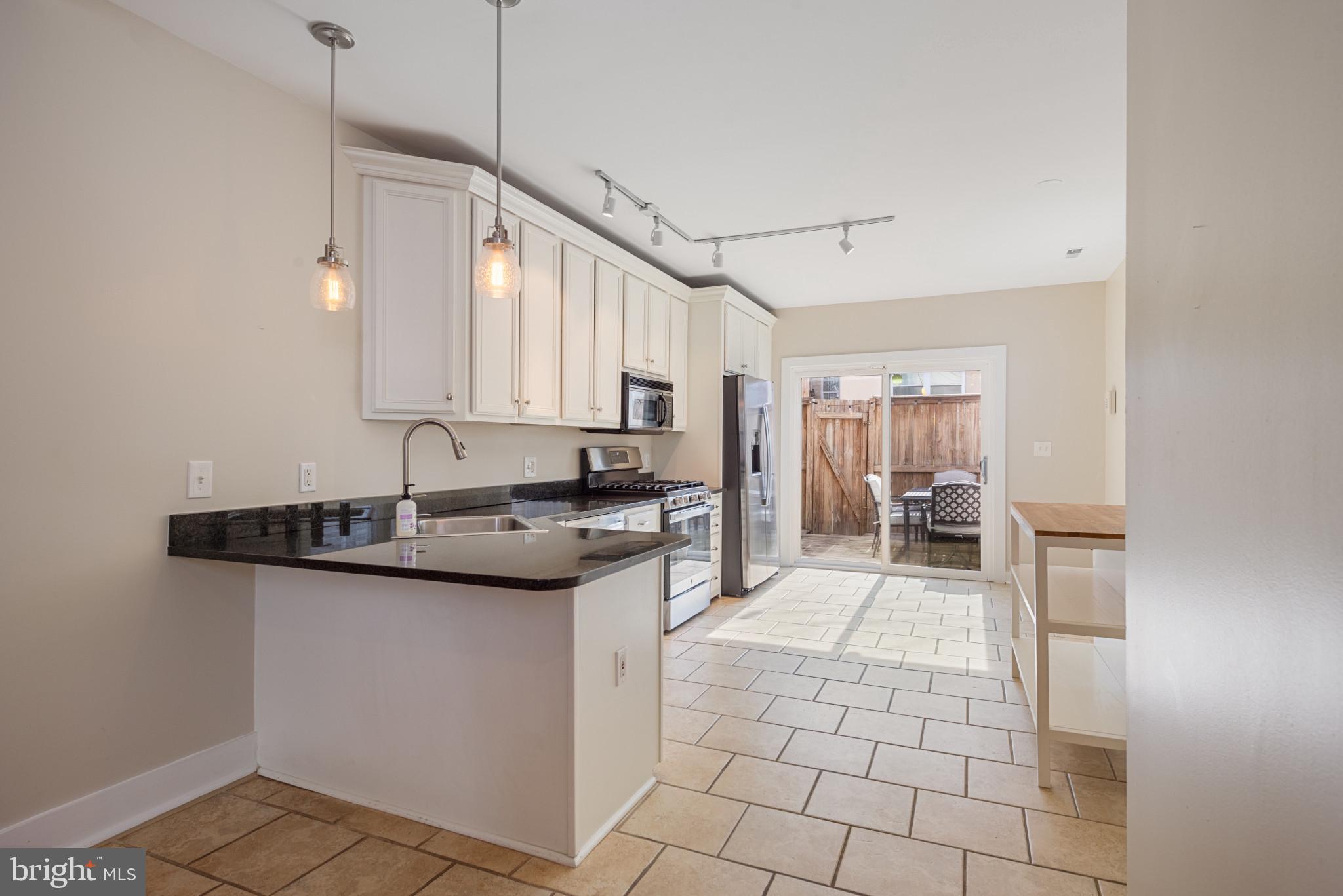 CANTON - Residential Lease