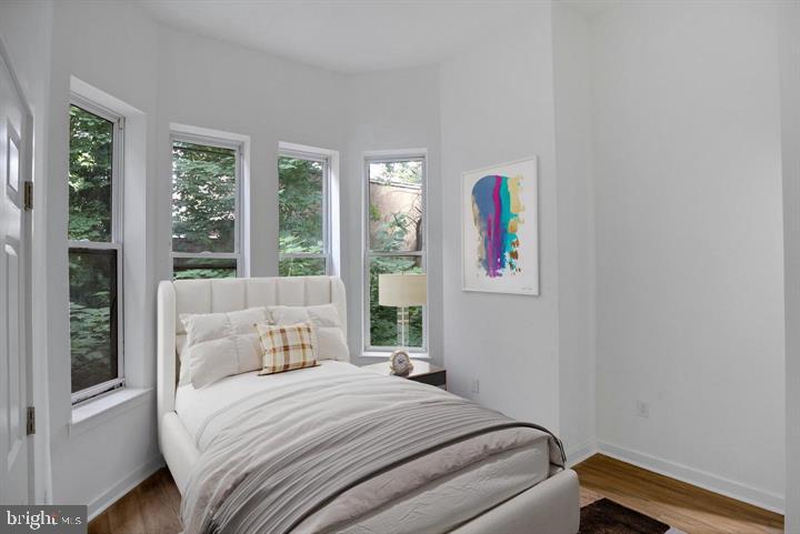 UNIVERSITY CITY - Residential Lease