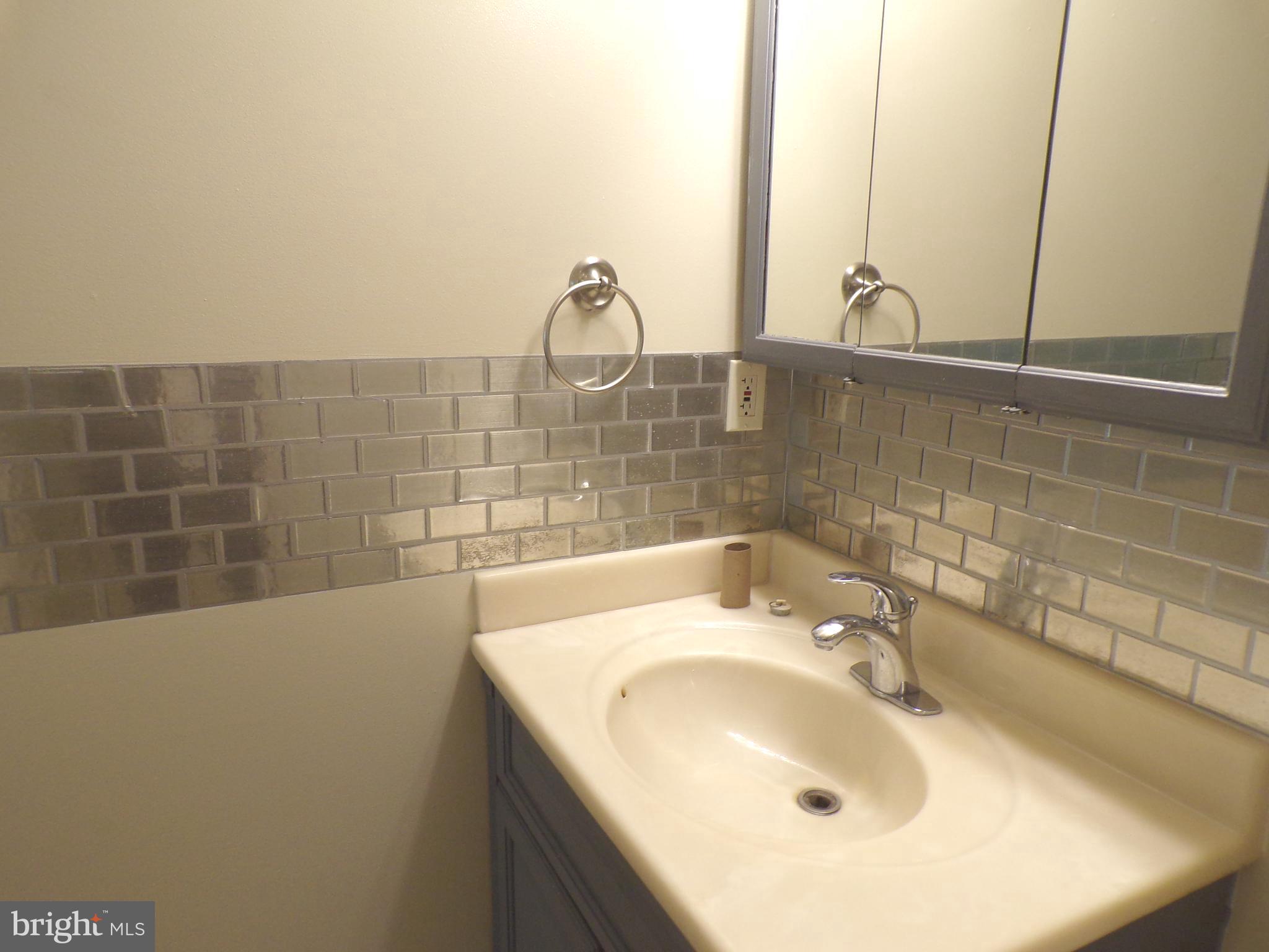 PEMBROOK VILLAGE - Residential Lease