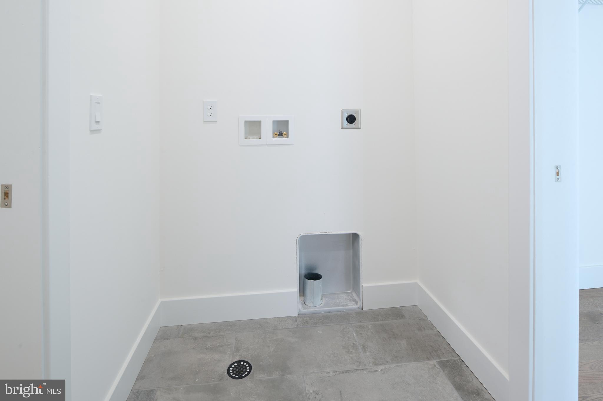 THE HORIZON AT BRUSH VALLEY - Residential