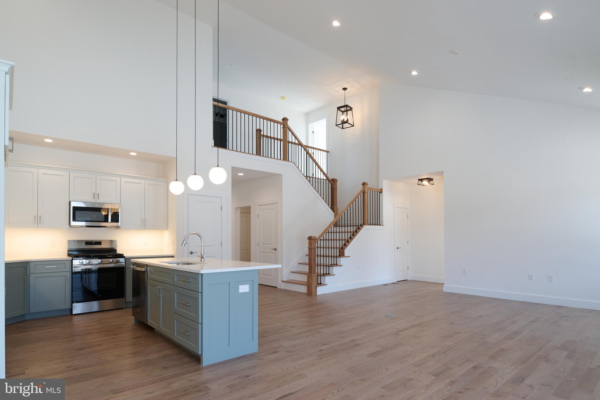 THE HORIZON AT BRUSH VALLEY - Residential