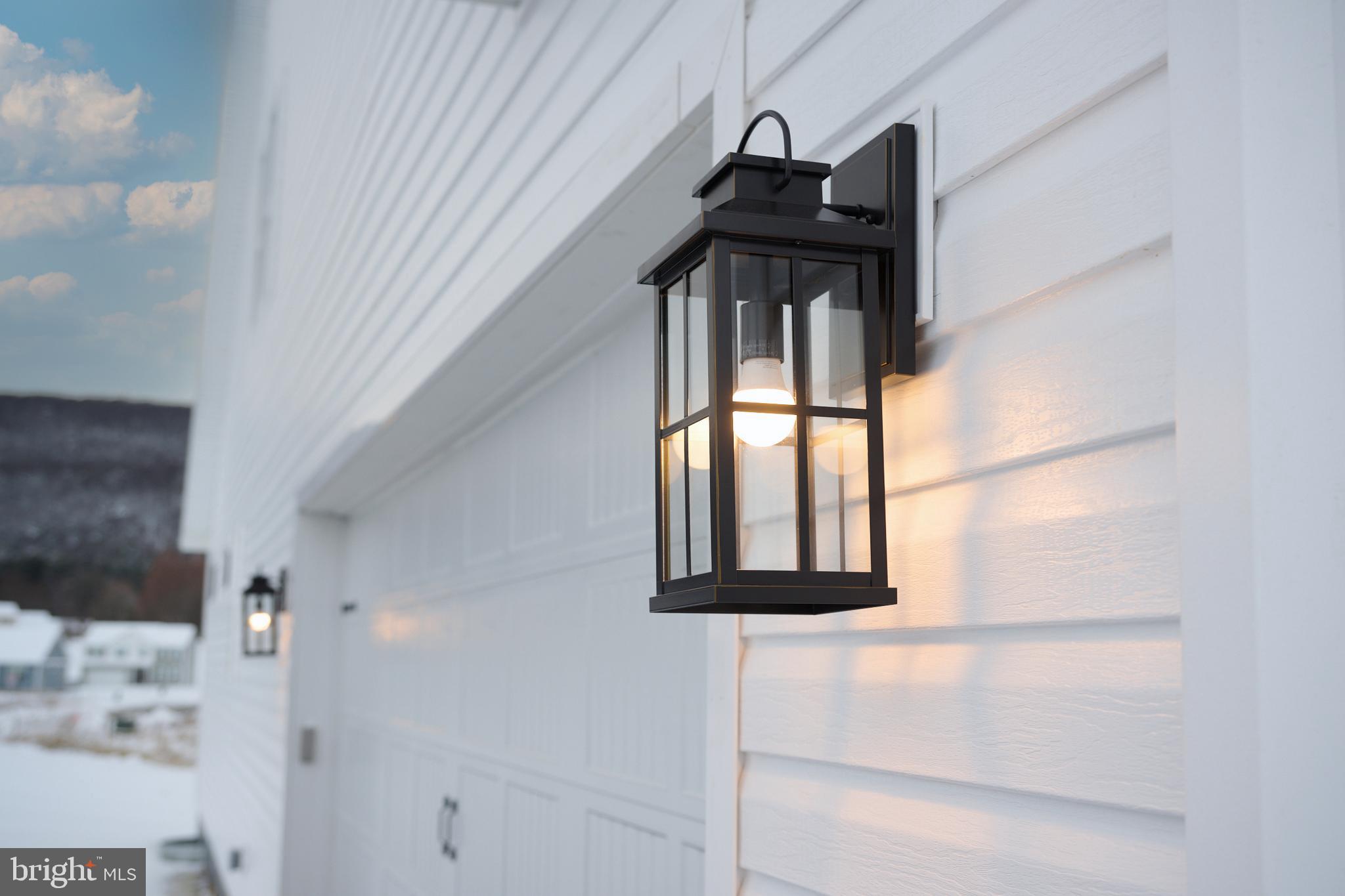 THE HORIZON AT BRUSH VALLEY - Residential