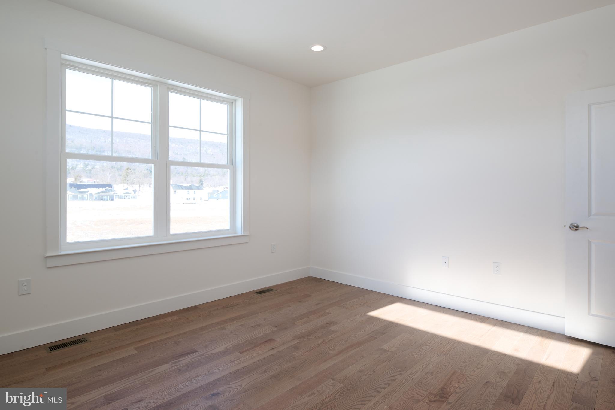 THE HORIZON AT BRUSH VALLEY - Residential