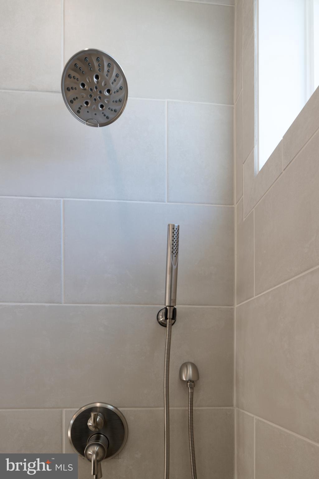 THE HORIZON AT BRUSH VALLEY - Residential