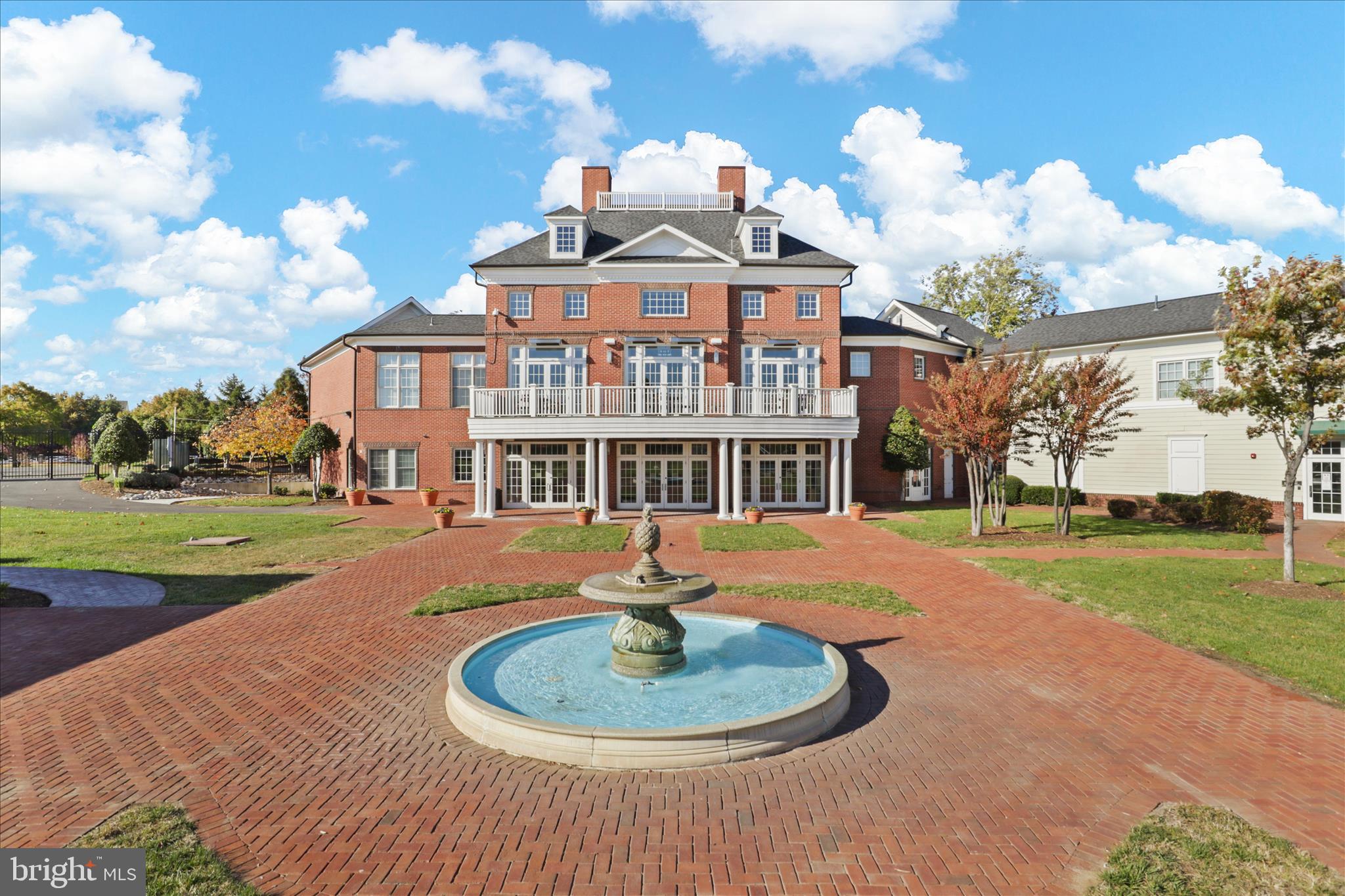 PORT POTOMAC - Residential