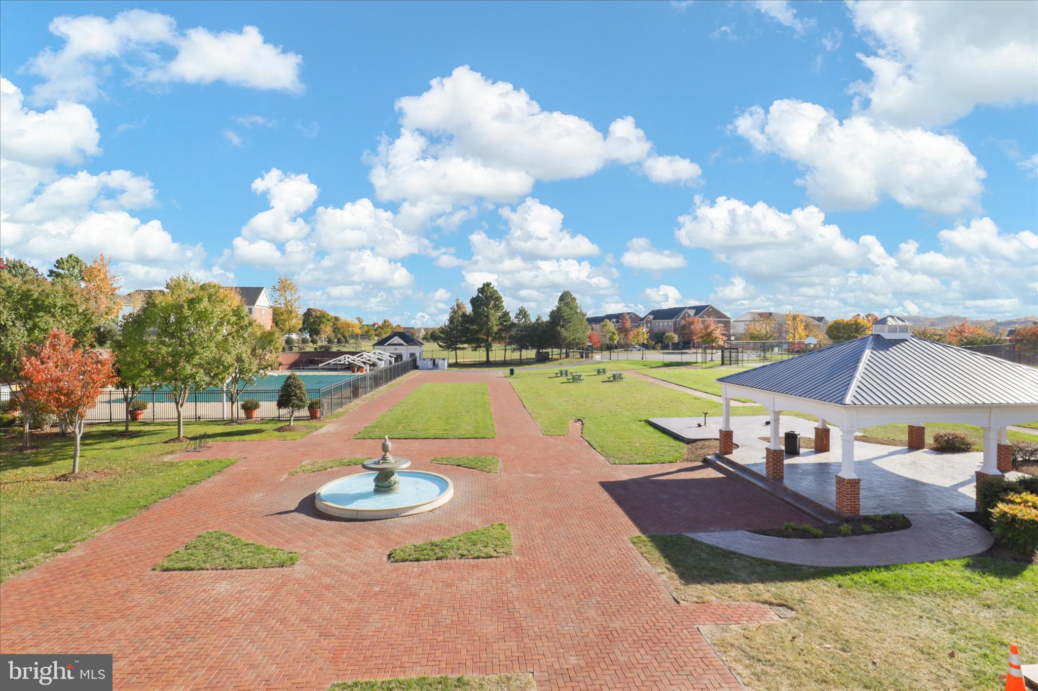 PORT POTOMAC - Residential