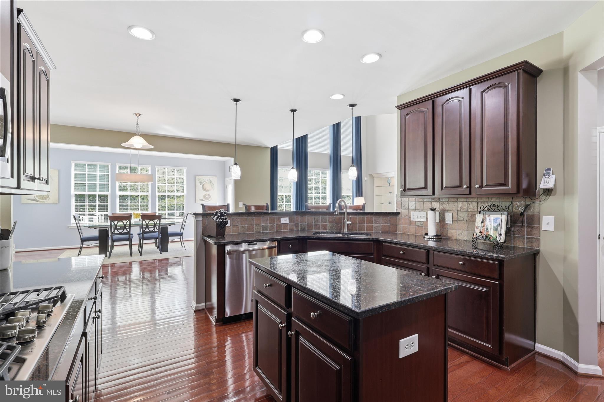 PORT POTOMAC - Residential